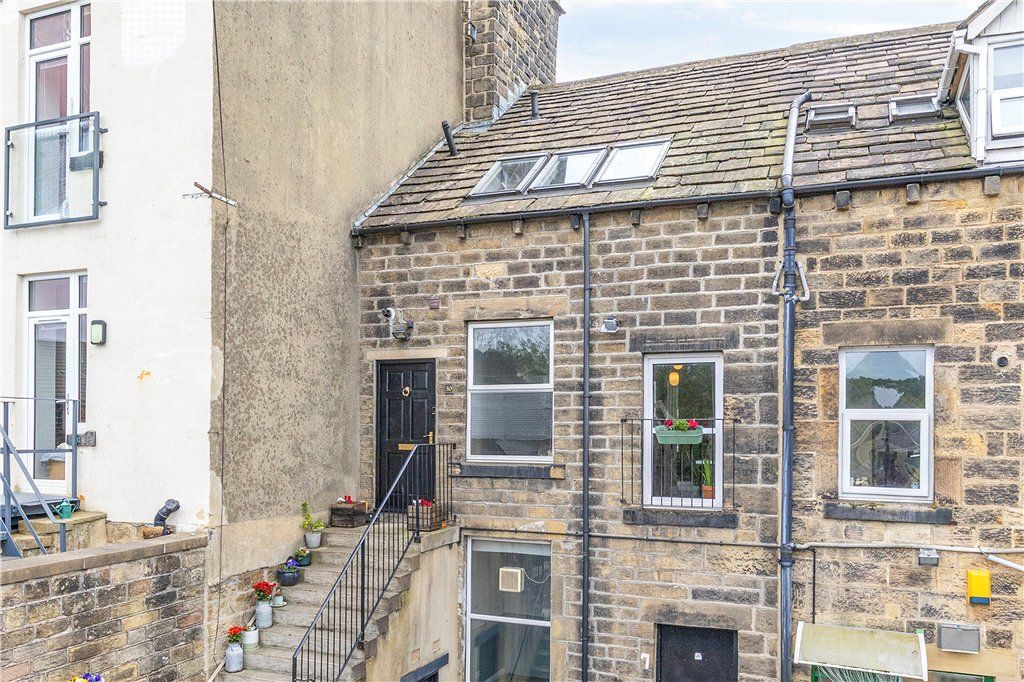 Property photo 1 of 14 30 Back Weston Road