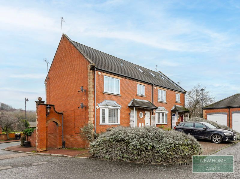 Property photo 1 of 14 Photo 10