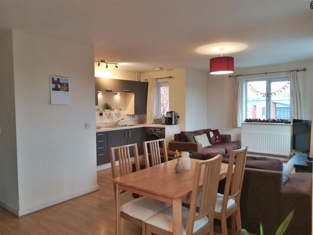 Property photo 3 of 12 3.Jpg