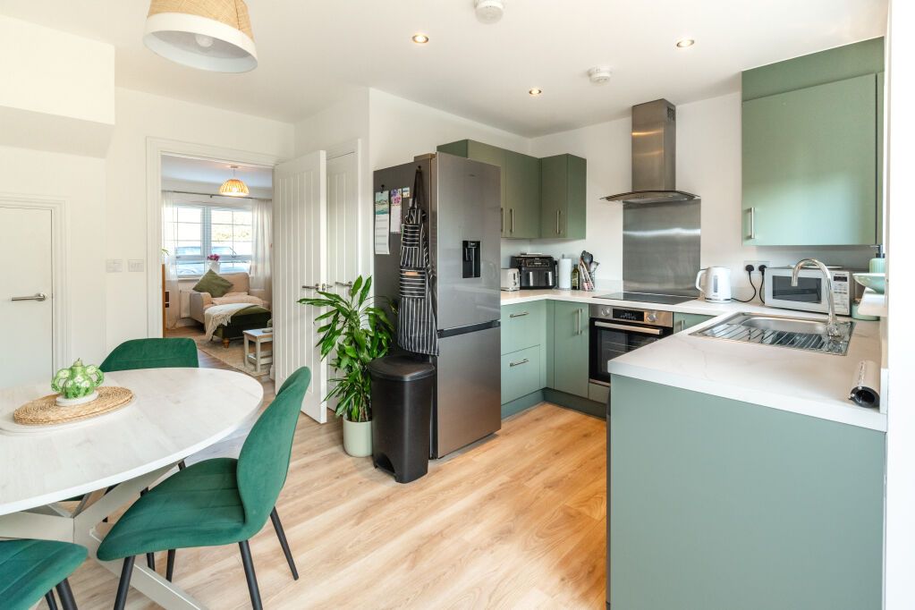 Property photo 2 of 17 Kitchen/Diner