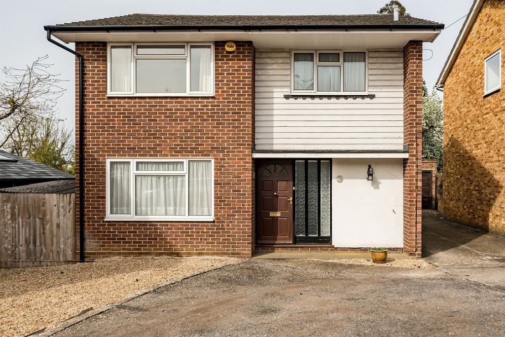 Property photo 1 of 11
