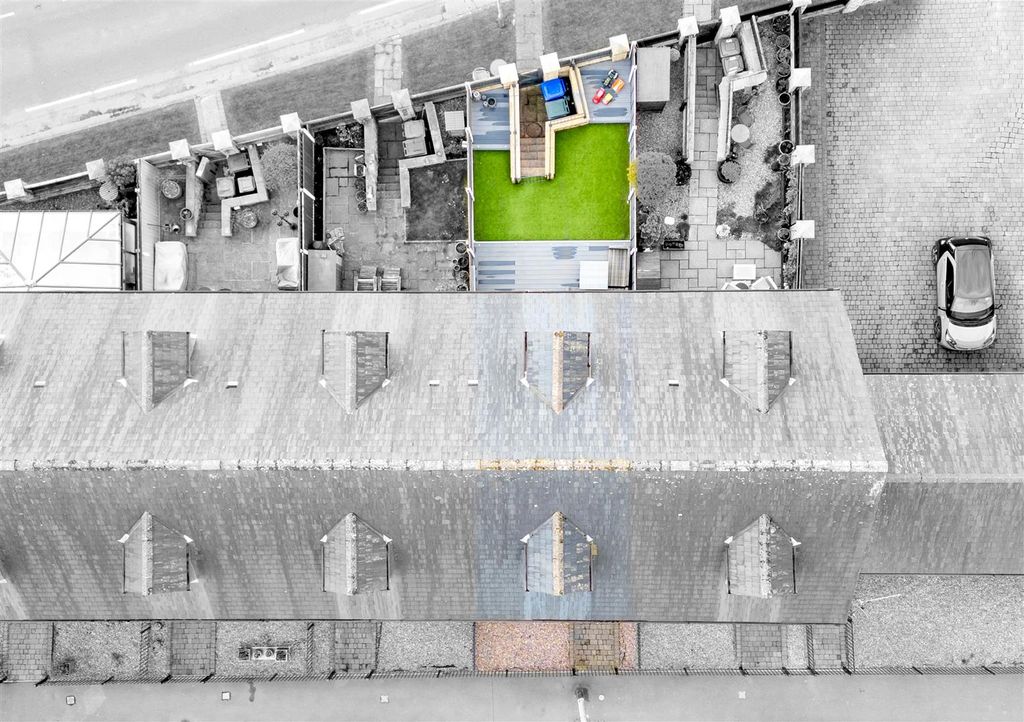 Property photo 2 of 50 Dji_0047-Edit.Jpg