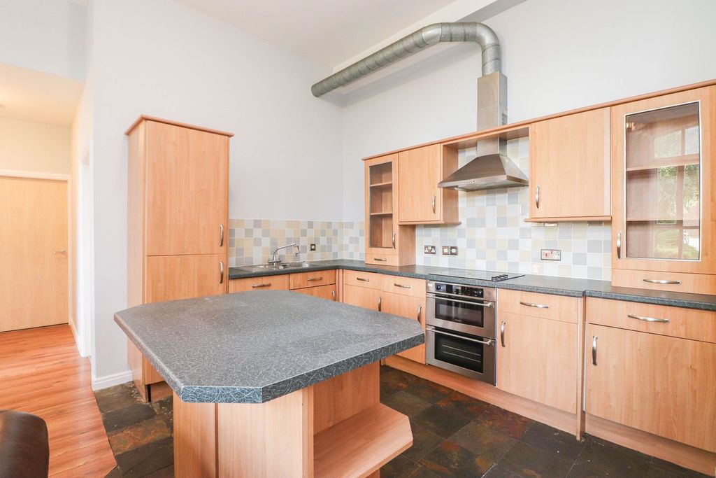 Property photo 3 of 11 Open Plan Dining Lounge/Kitchen