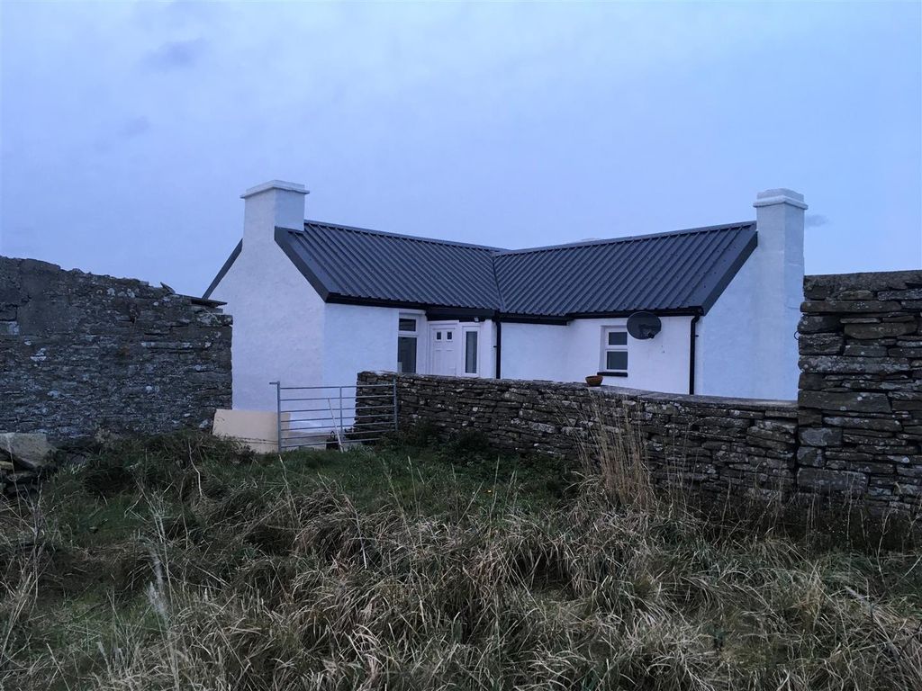 Property photo 2 of 28