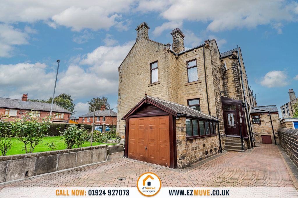 Property photo 1 of 24