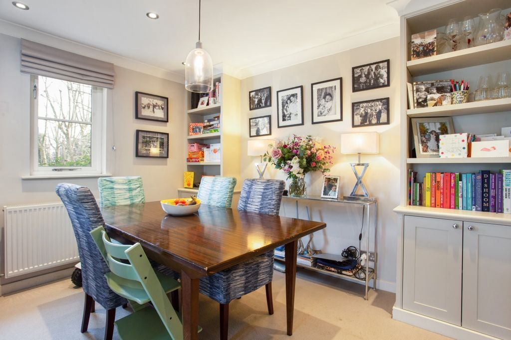 Property photo 2 of 7 Brompton Park Cr...