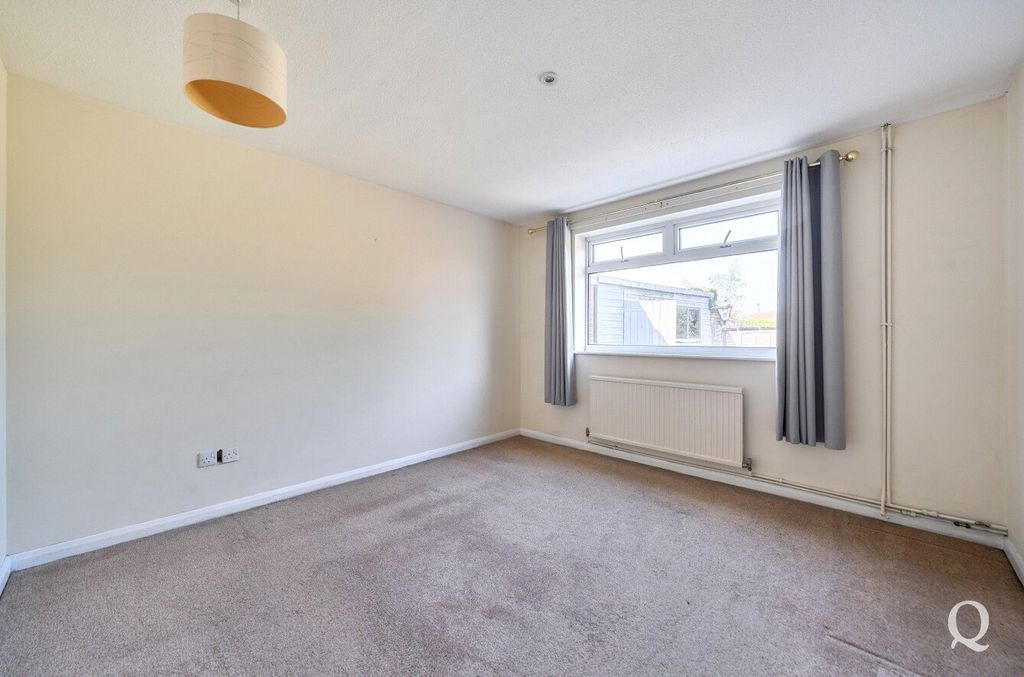 Property photo 3 of 17 Picture No. 12