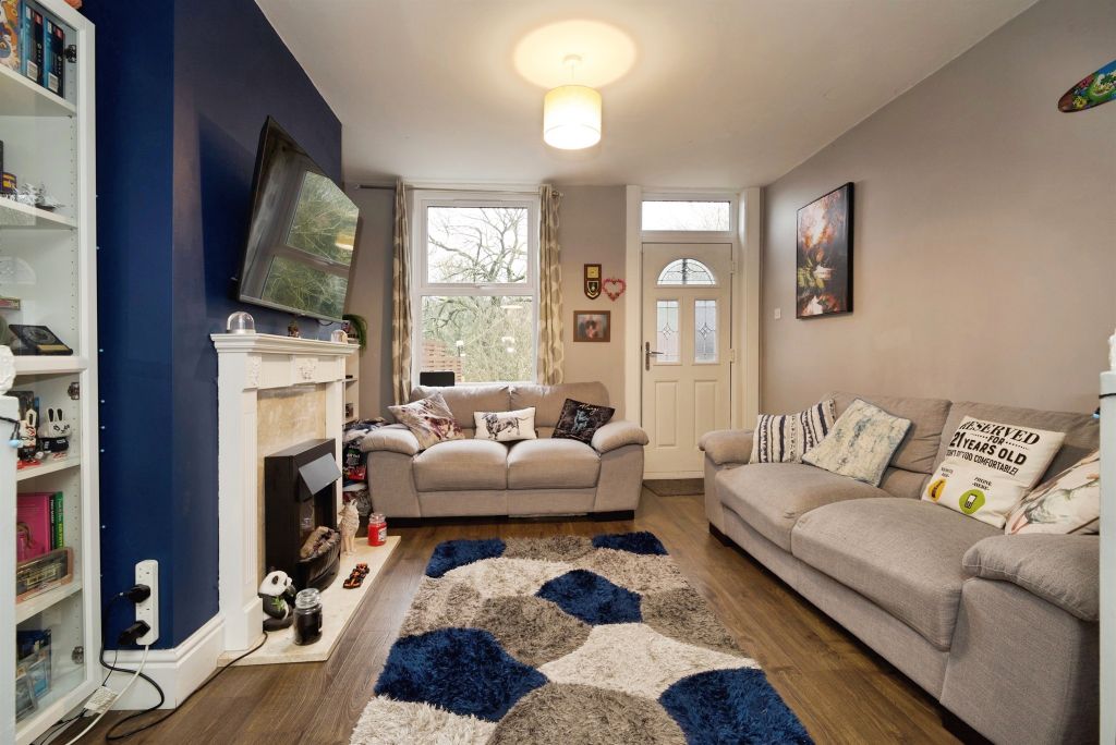 Property photo 2 of 16