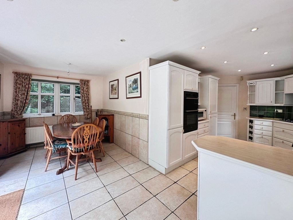 Property photo 2 of 14 Pbox-Img.Jpg