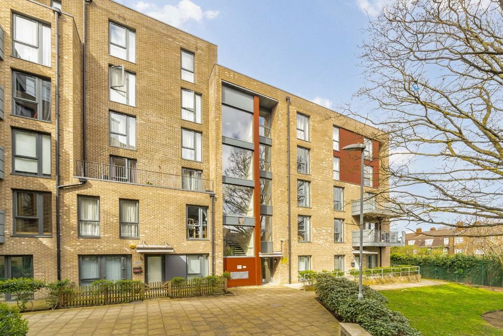 Property photo 1 of 7