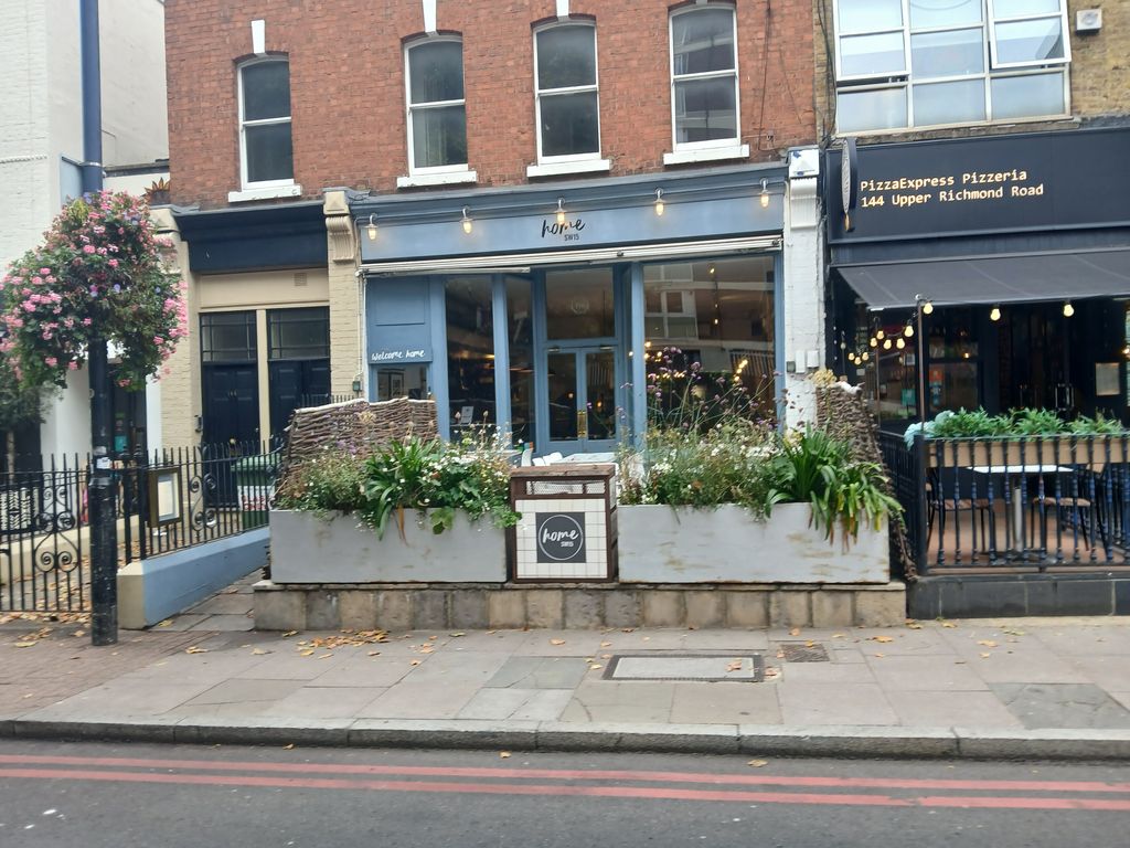 Property photo 1 of 2