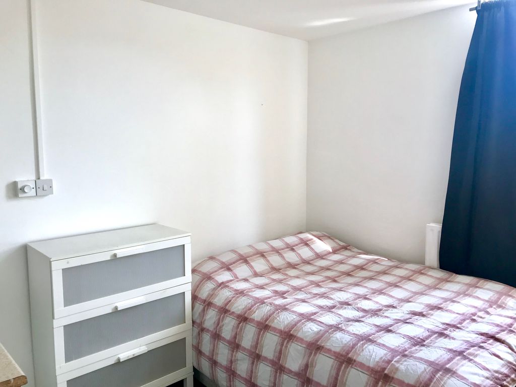 Property photo 1 of 4