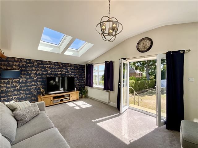 Property photo 3 of 21 Open Plan Lounge