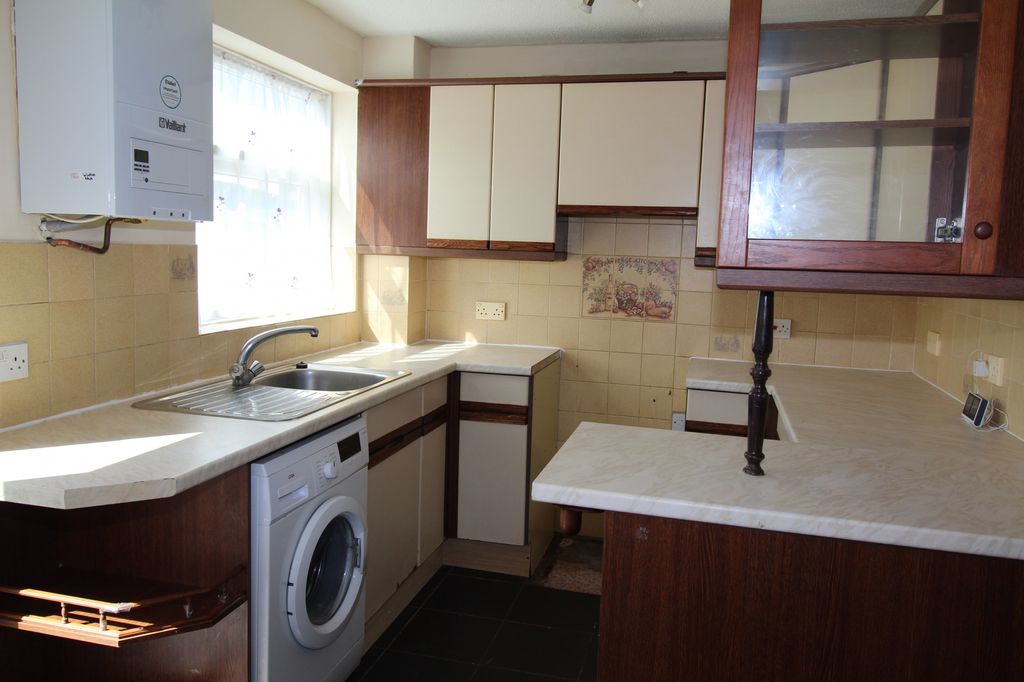 Property photo 3 of 9