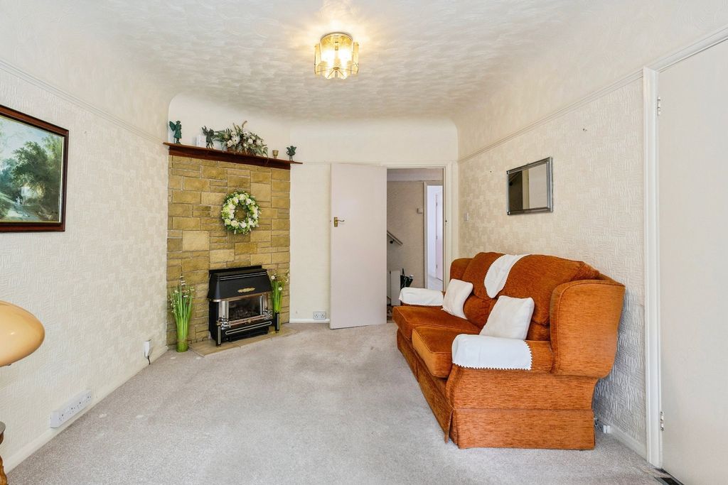 Property photo 3 of 23 Pbox-Img.Jpg