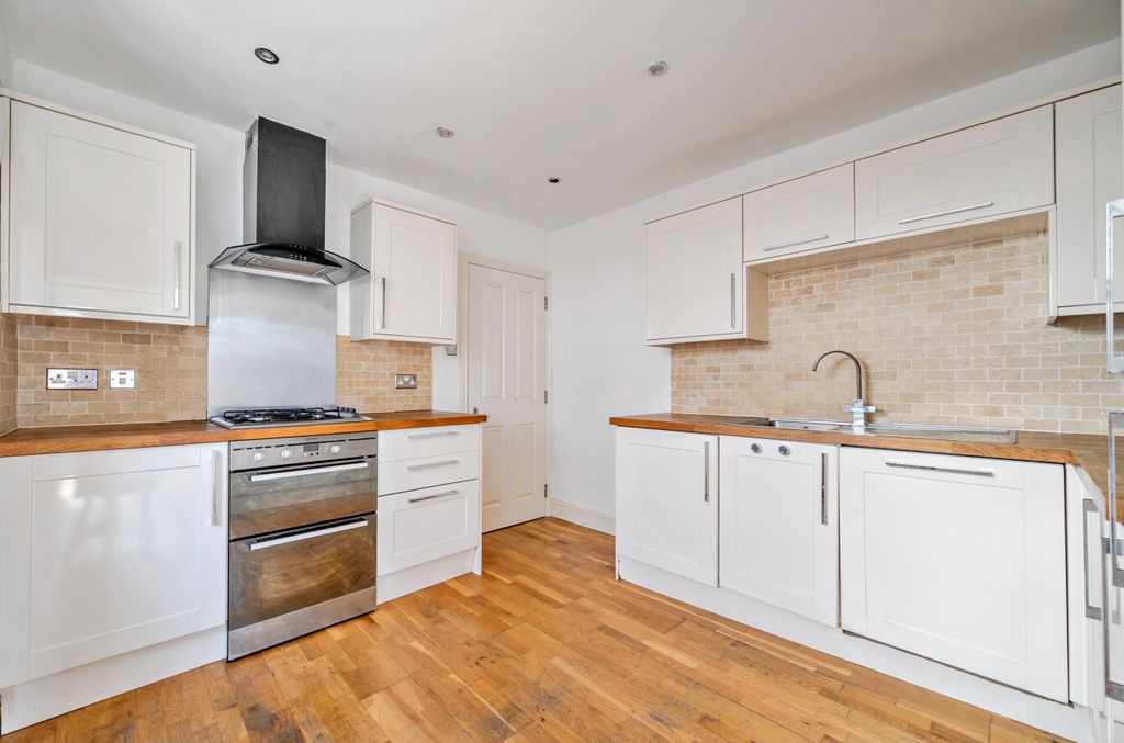 Property photo 3 of 19 1472627-7-6A3577F...