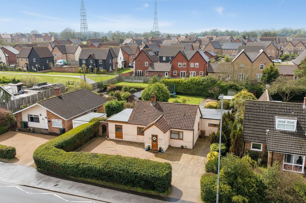 Property photo 1 of 29