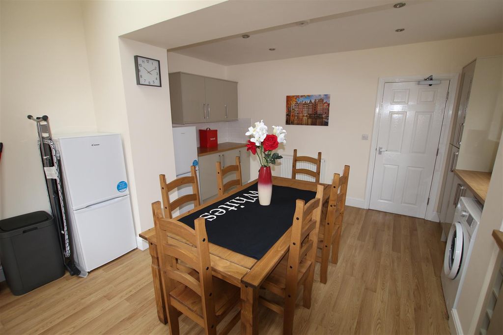 Property photo 3 of 6 Img_1223.Jpg