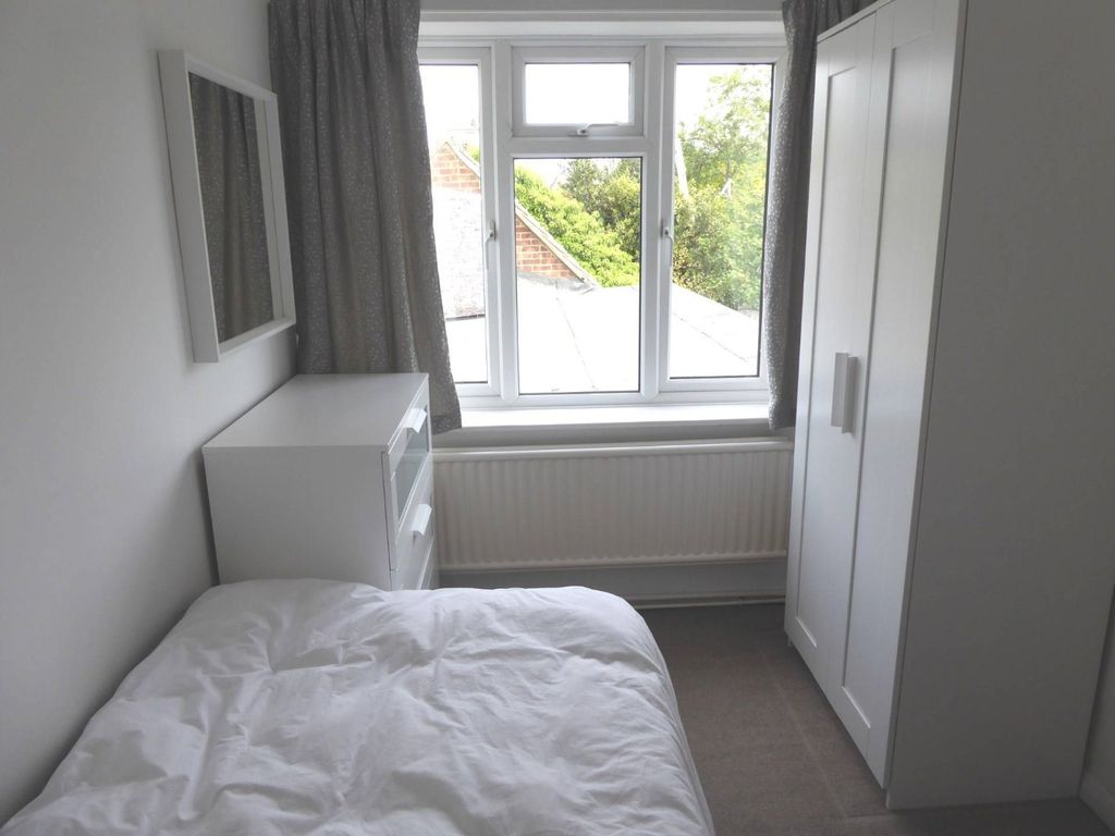 Property photo 2 of 6 4825411