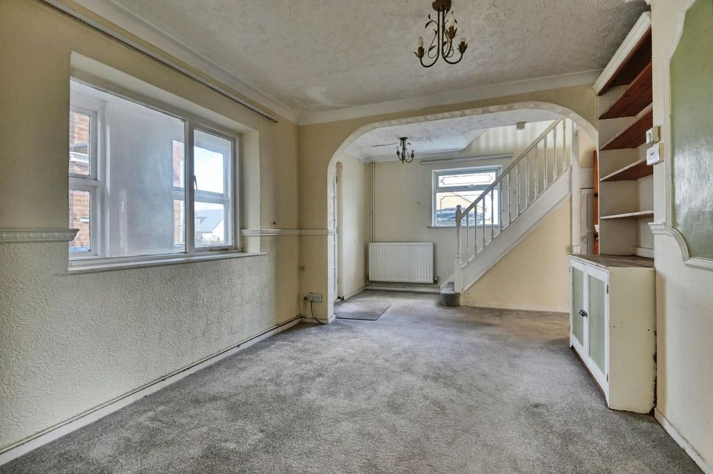 Property photo 2 of 17 13Man8.Jpg