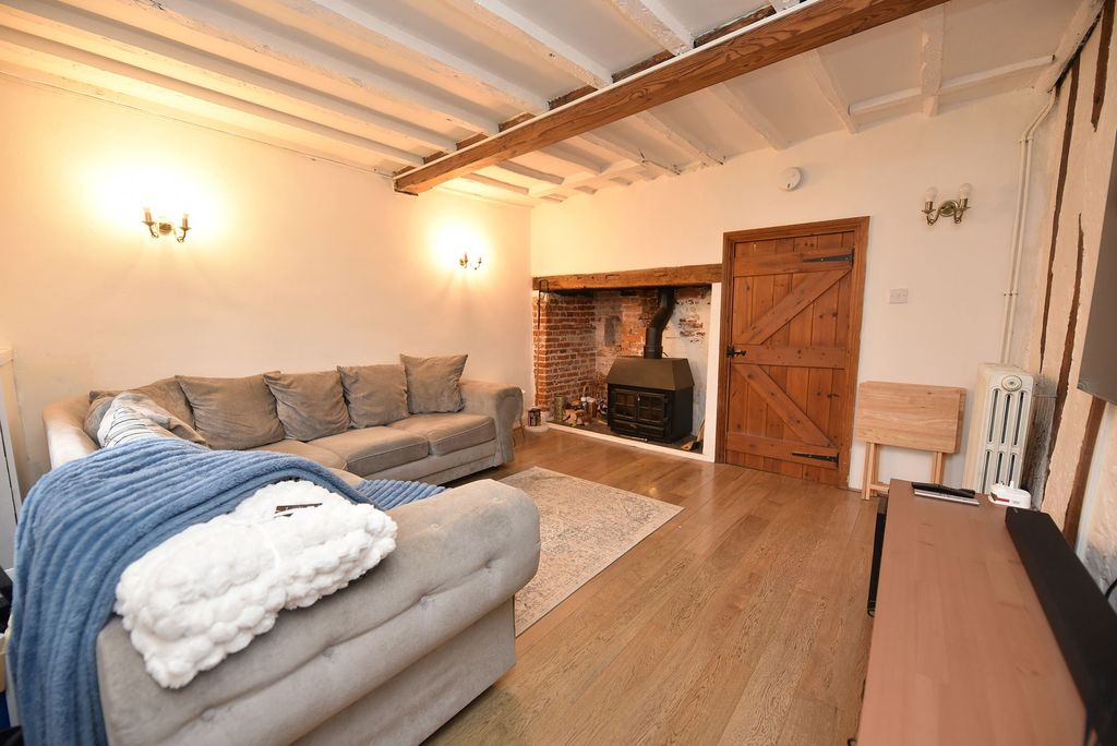 Property photo 3 of 13