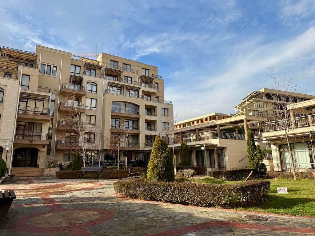 Property photo 3 of 18