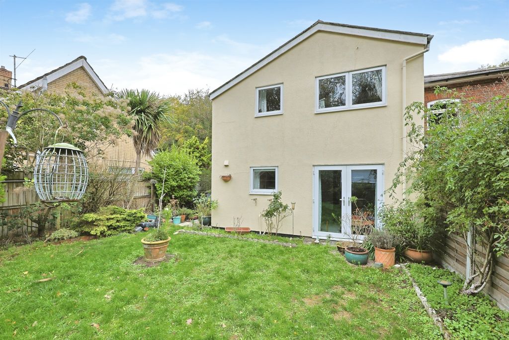 Property photo 2 of 14