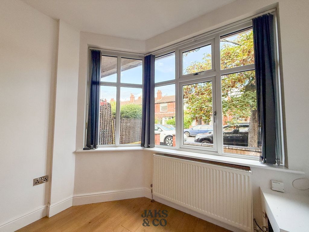 Property photo 3 of 25