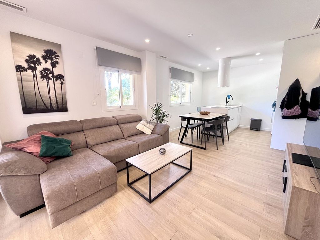 Property photo 3 of 27