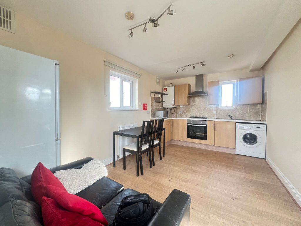Property photo 1 of 4 Open Plan Kitchen