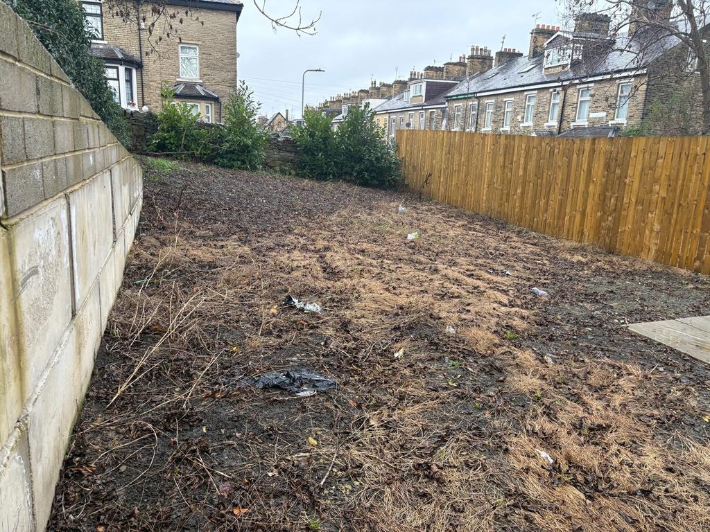 Property photo 3 of 24