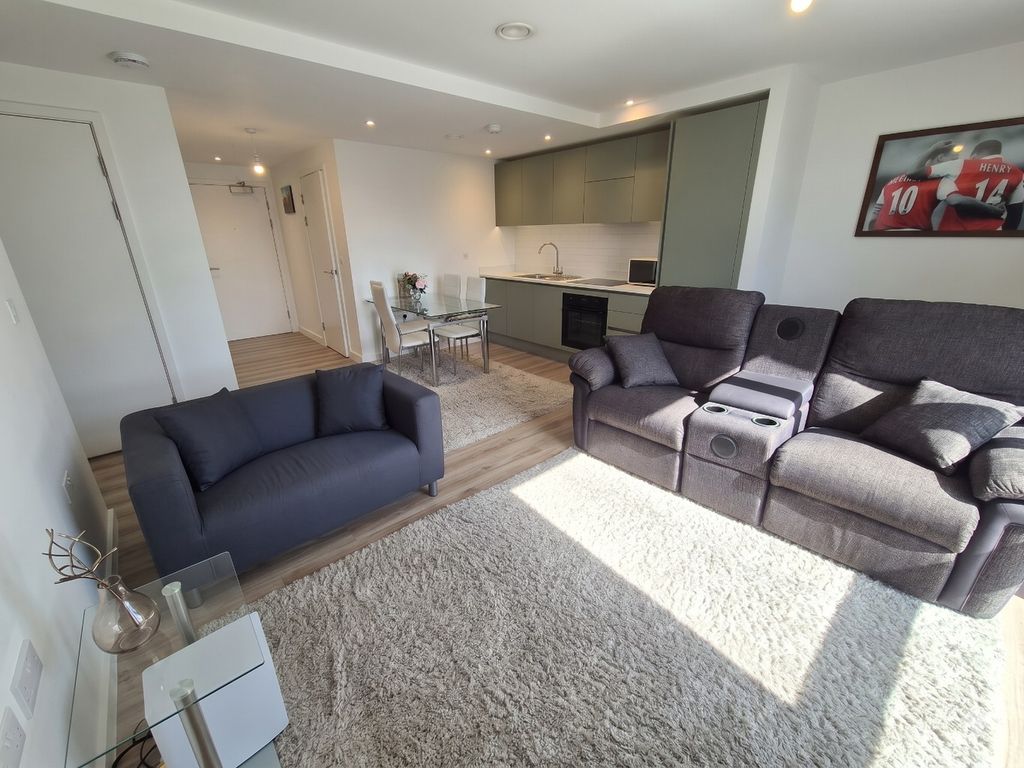 Property photo 3 of 8 5060932