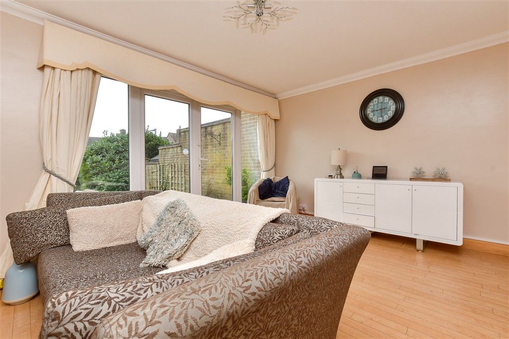 Property photo 2 of 14 Lounge/Dining Room