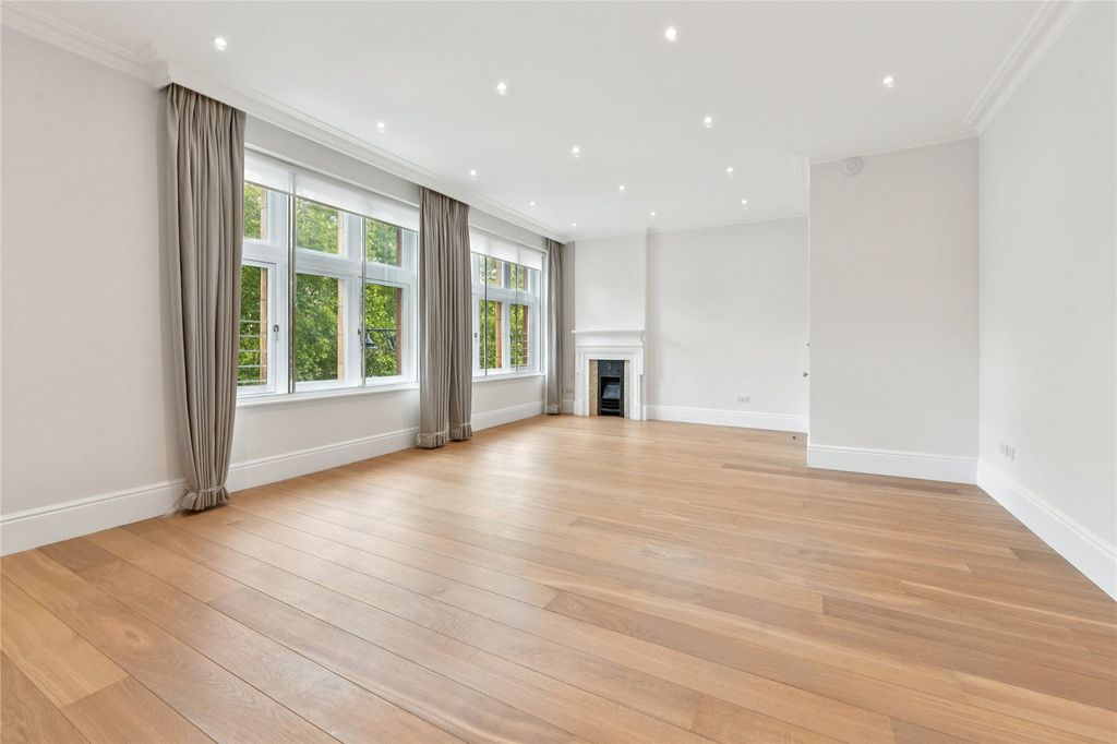 Property photo 2 of 18 Picture No. 22