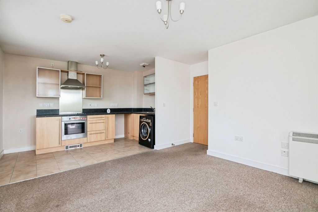Property photo 2 of 12