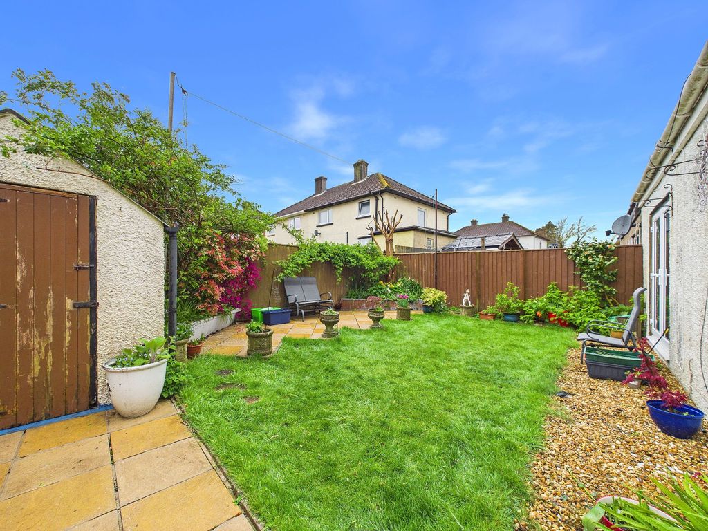 Property photo 3 of 21