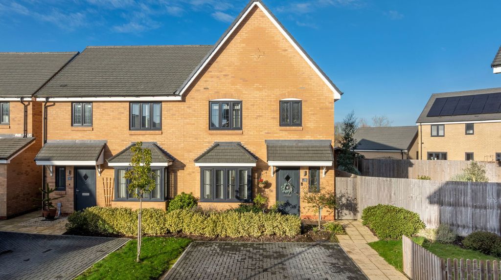 Property photo 1 of 38