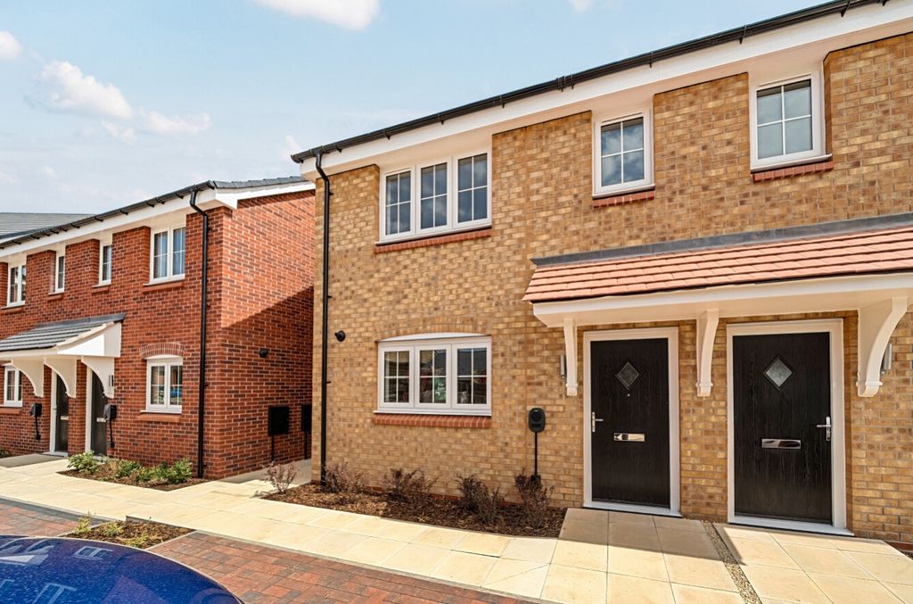 Property photo 1 of 18 1498785-9-6A68ce8B95026