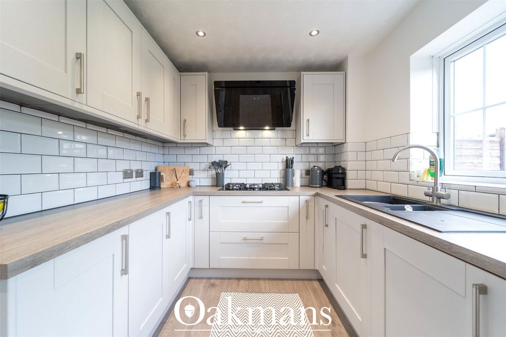 Property photo 2 of 22 Picture No. 25