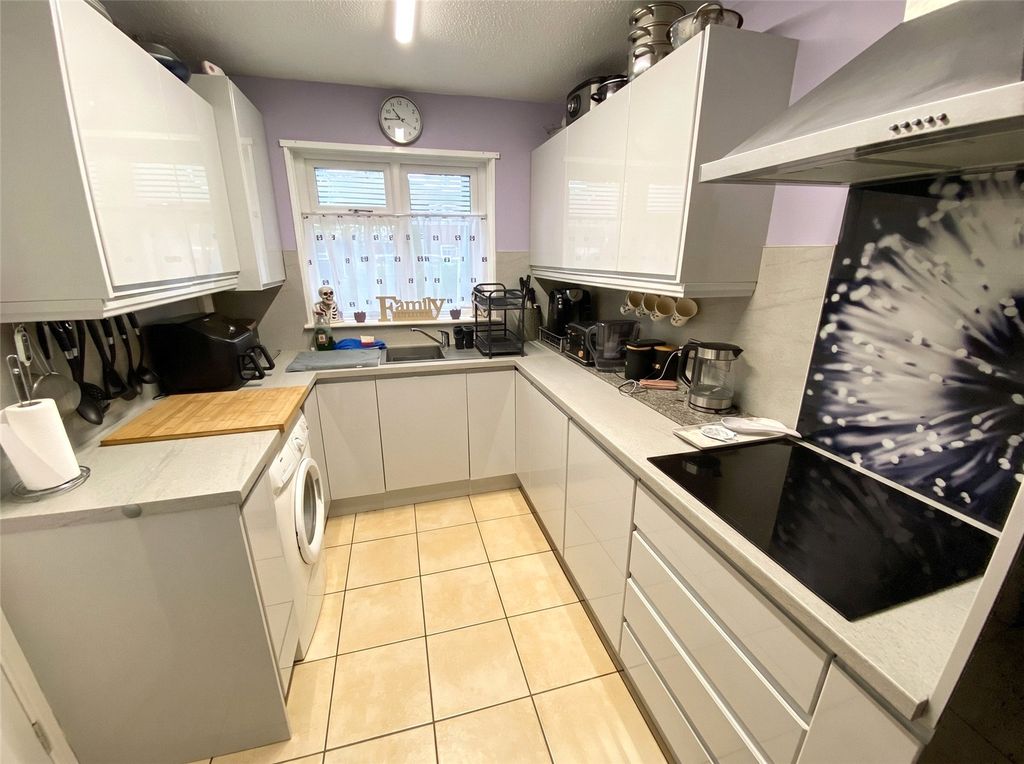 Property photo 3 of 16 Picture No. 36