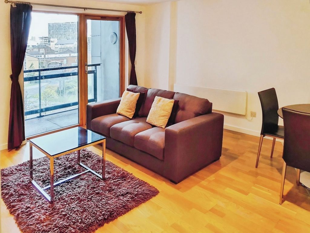 Property photo 2 of 6 Picture No. 28