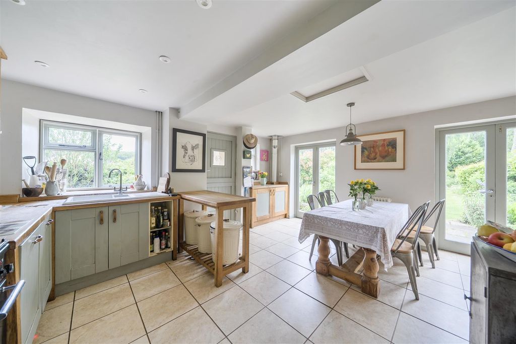Property photo 2 of 20 Kitchen Diner