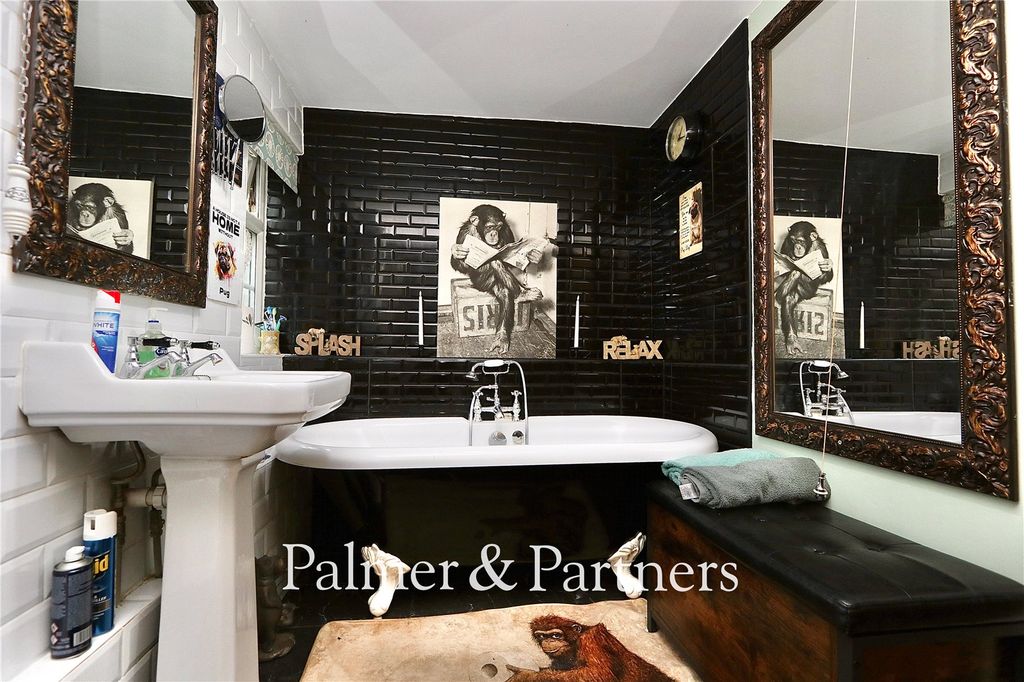 Property photo 3 of 22 Picture No. 01