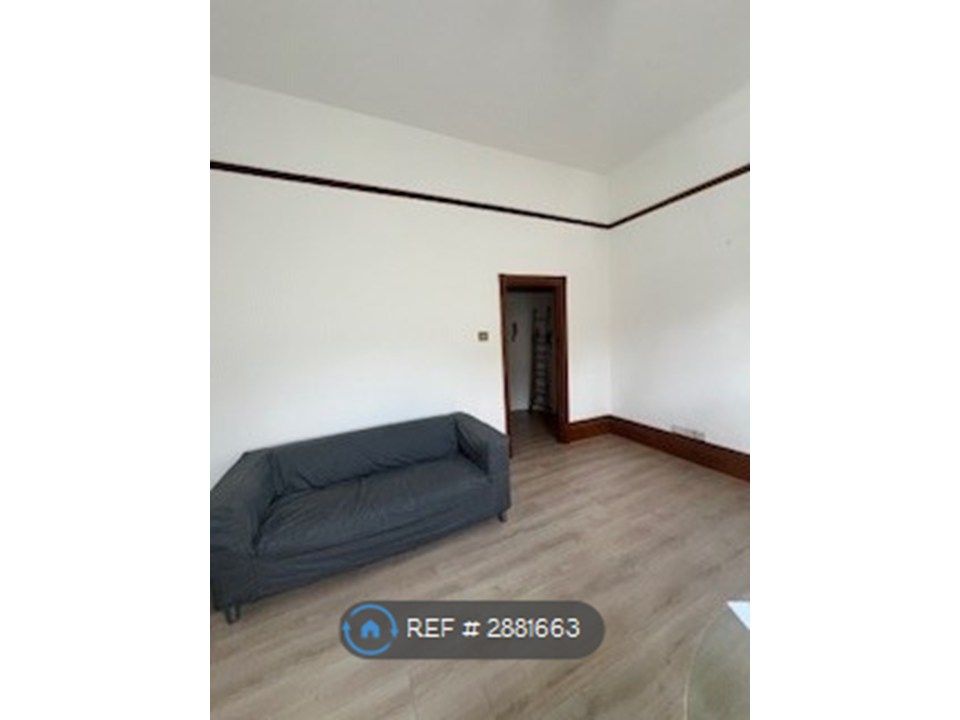Property photo 3 of 8 Sitting Room Angle 2
