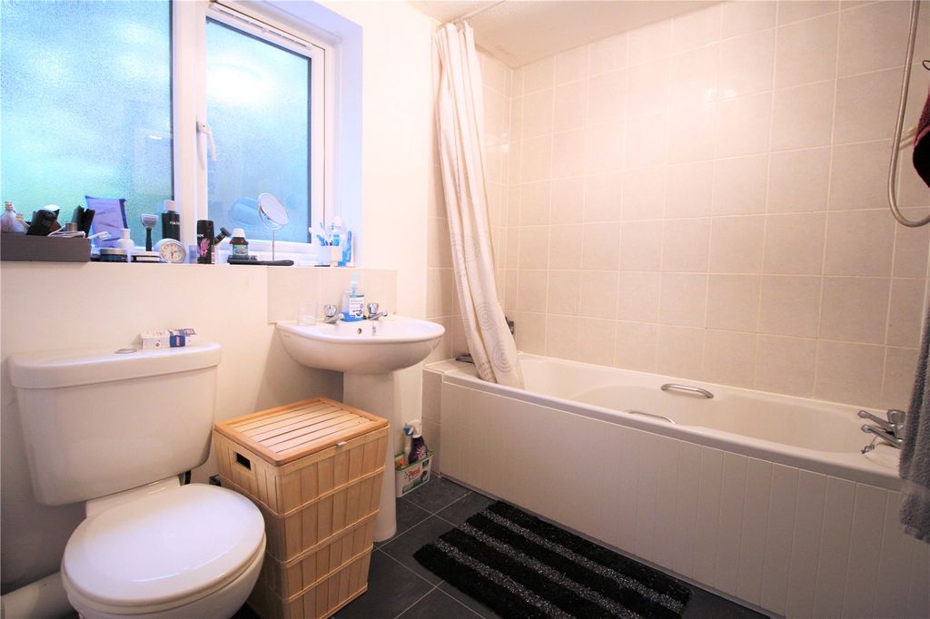 Property photo 3 of 9 Picture No. 08