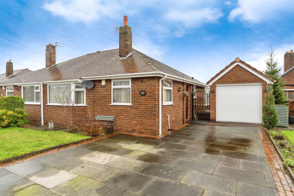 Property photo 1 of 17 Photography