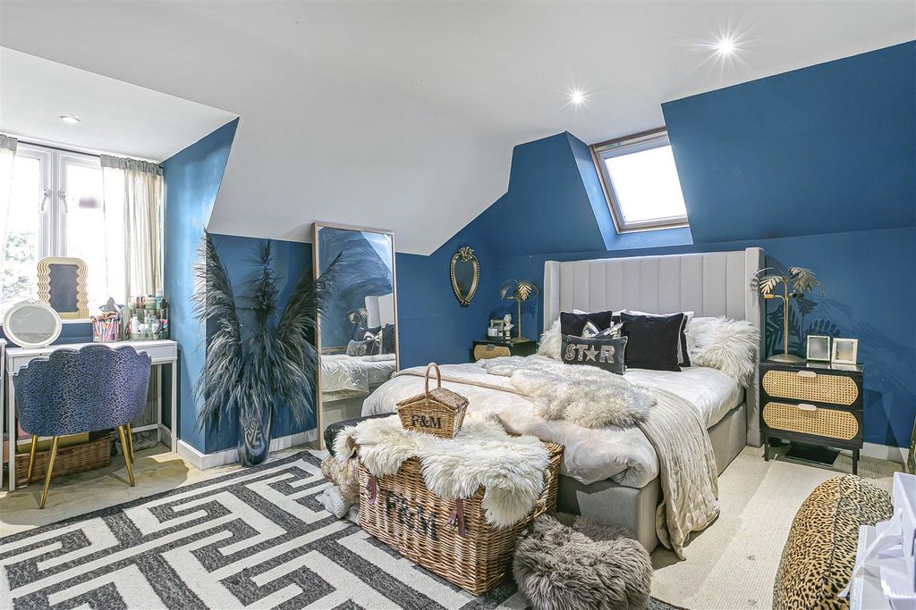 Property photo 3 of 14 28_66467.Jpg