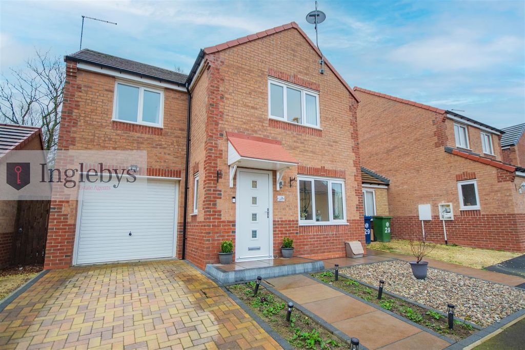 Property photo 1 of 21