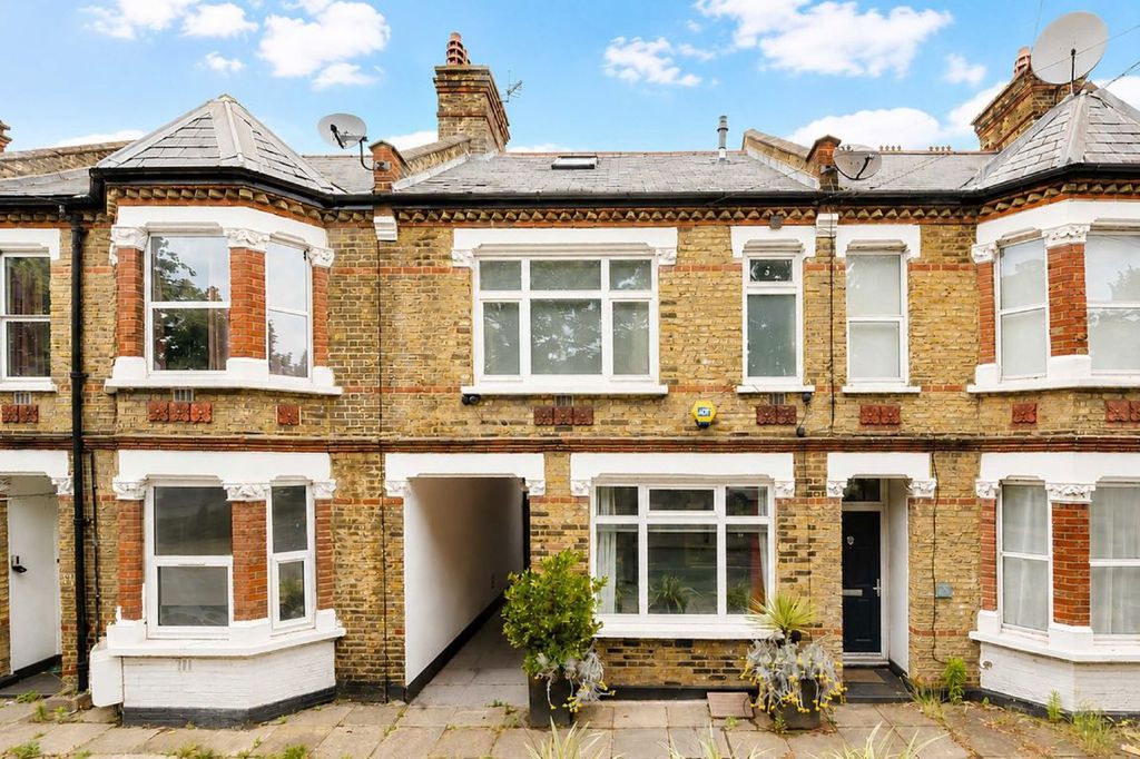 Property photo 1 of 7