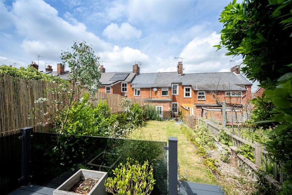 Property photo 3 of 19 19 Ave App Bury Edit-44.Jpg